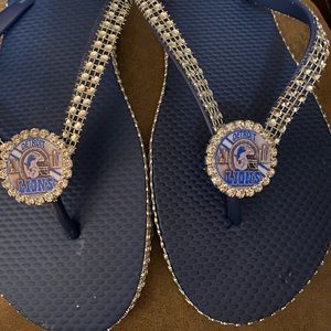 Detroit lions flip flops